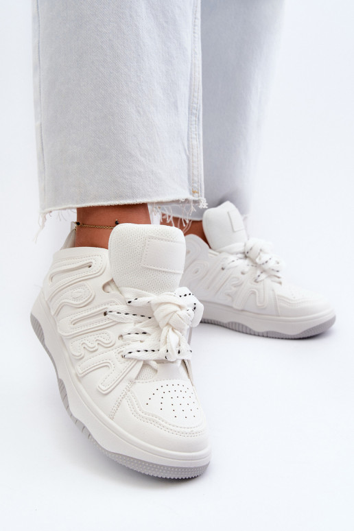 Chaussures modèle baskets en cuir écologique de couleur blanche Berilla