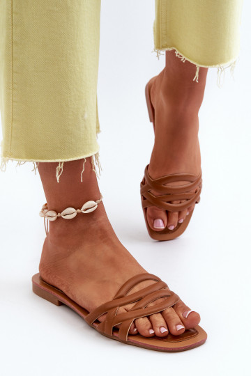 Mules pour femmes en simili cuir avec larges talons marron Moldela