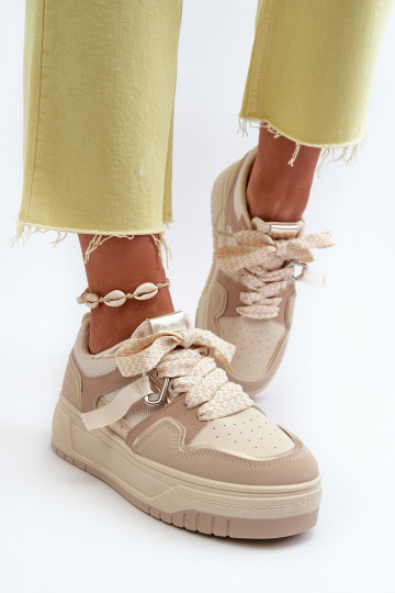 Chaussures modèle baskets avec plateforme en cuir écologique beige Moun