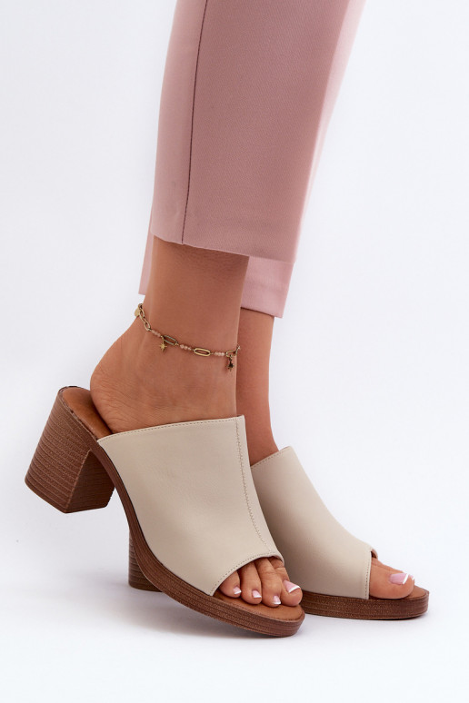 Chaussons femme style élégant à talons couleur beige Varnila
