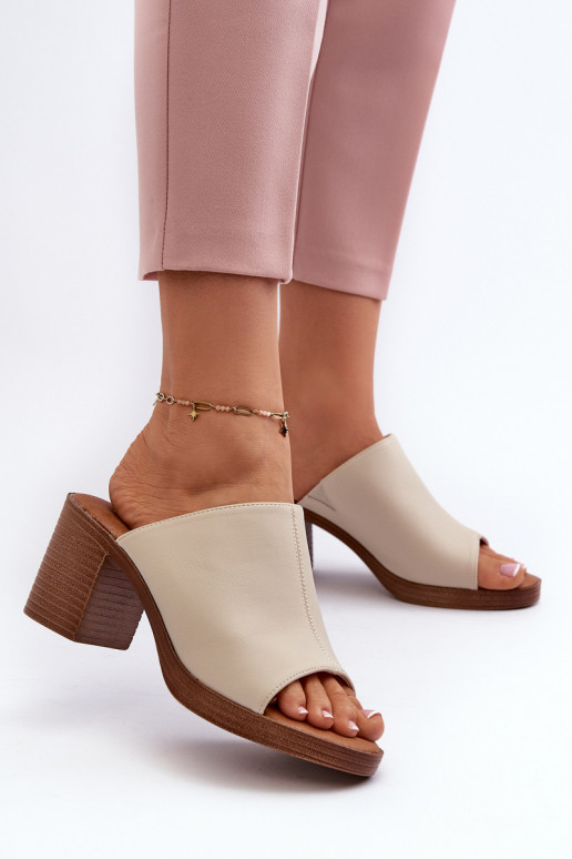 Chaussons femme style élégant à talons couleur beige Varnila