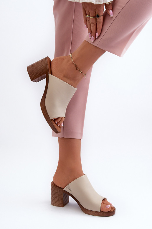 Chaussons femme style élégant à talons couleur beige Varnila