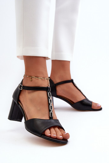 Sandales à talons hauts pour femmes en éco-cuir de couleur noire Triavera