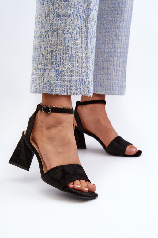Sandales à talons hauts pour femmes en Eco Suede Noir Upttima