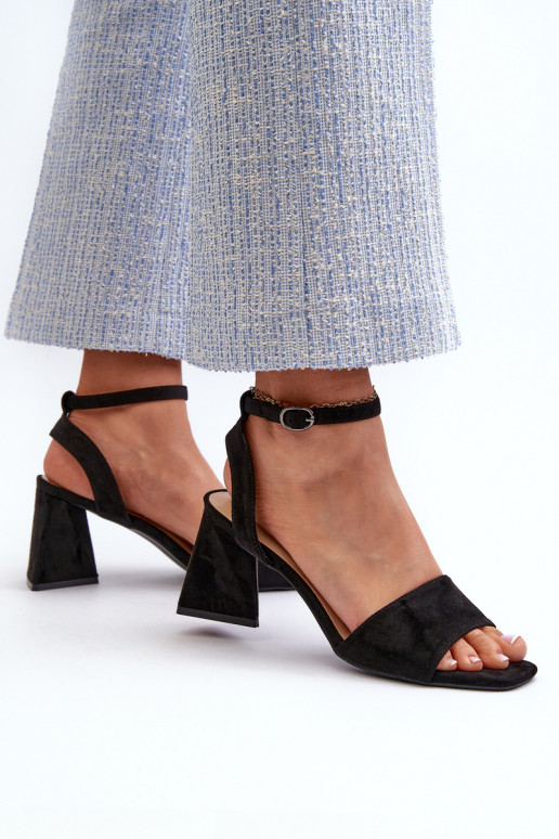 Sandales à talons hauts pour femmes en Eco Suede Noir Upttima