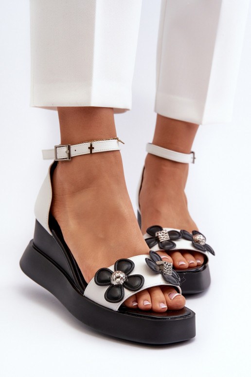 Sandales pour femmes à plateforme I Koturnie avec fleurs de couleur blanc Foviana