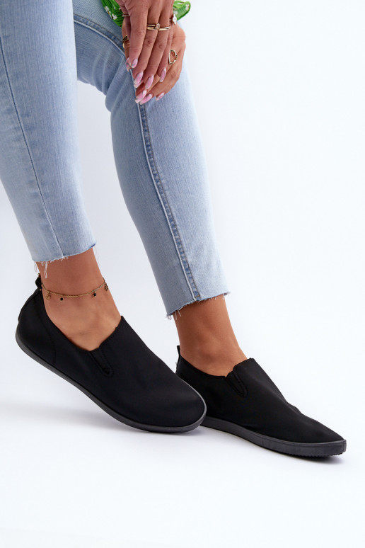 Baskets chaussures casual Slip-On couleur noire Lovinia Baskets chaussures casual Slip-On couleur noire Lovinia