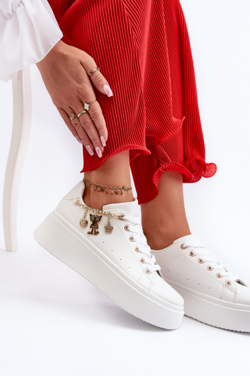 Chaussures modèle baskets avec plateforme en blanc Tivissa