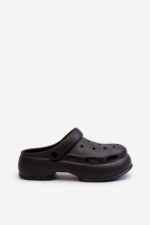 Chaussons légers Chaussons pour femmes à semelles massives tendance de couleur noir Danollia