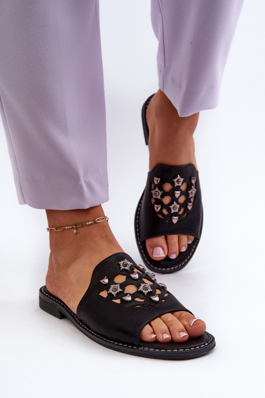 avec brillance Sandales pour femmes avec de beaux détails S.Barski KV27-063 couleur noir avec brillance Sandales pour femmes avec de beaux détails S.Barski KV27-063 couleur noir