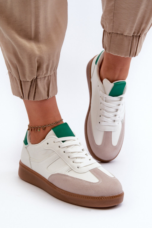 Baskets modèle chaussures de sport couleur blanche Uvetta