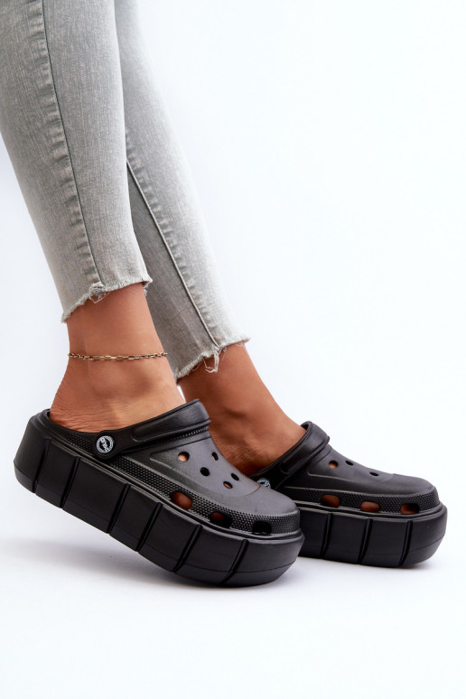 Chaussons légers Chaussons pour femme à plateforme de couleur noir Itubia