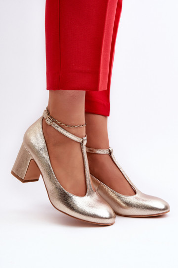 Chaussures en éco-cuir à talons de couleur or Raniyah
