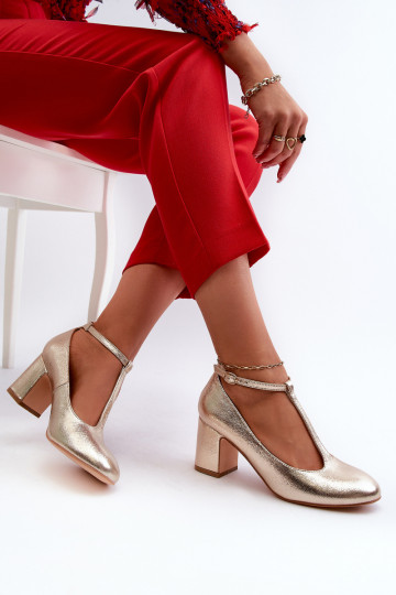 Chaussures en éco-cuir à talons de couleur or Raniyah 2