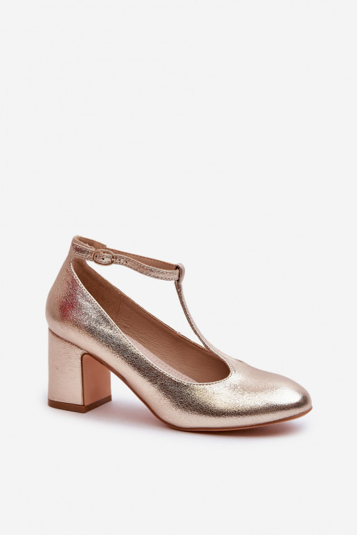 Chaussures en éco-cuir à talons de couleur or Raniyah