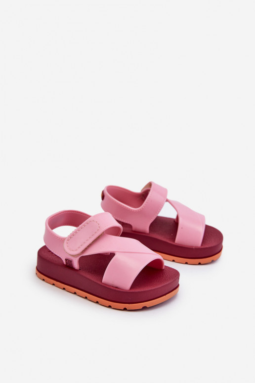 Sandales enfant à attaches adhésives LL385001 coloris rose