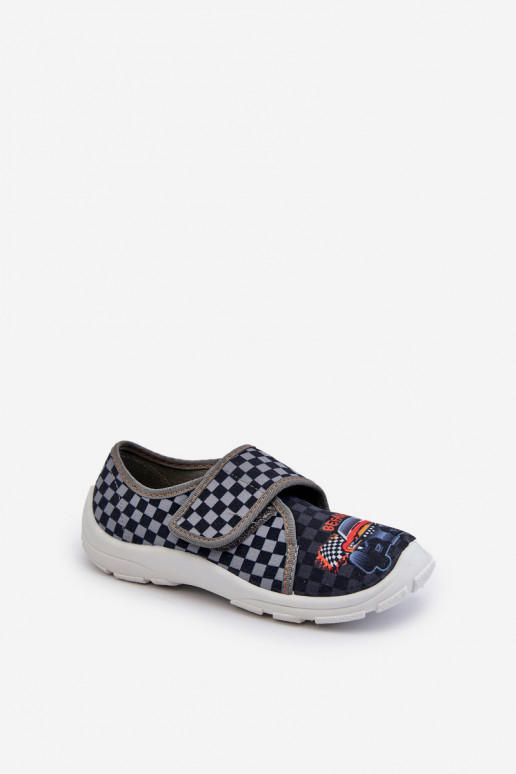 Chaussons confortables pour garçon avec attaches adhésives Befado 974Y540 gris