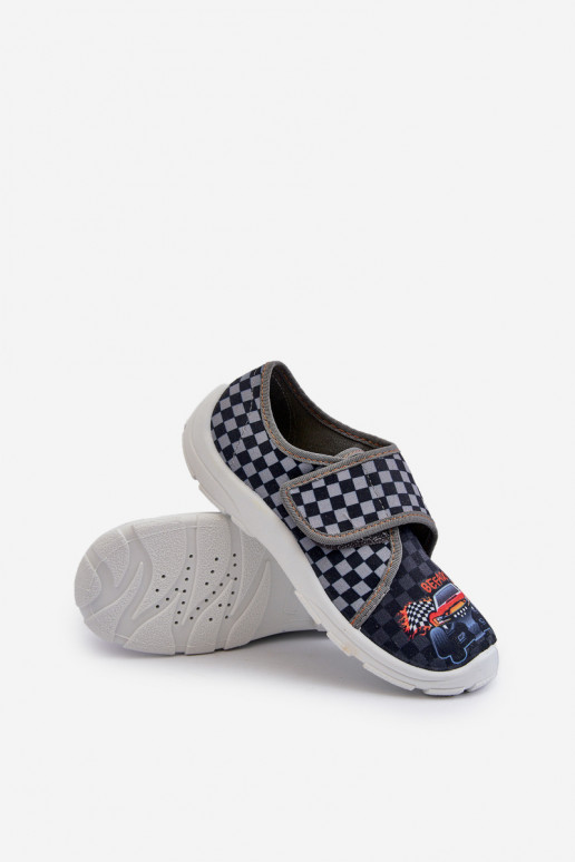 Chaussons confortables pour garçon avec attaches adhésives Befado 974Y540 gris