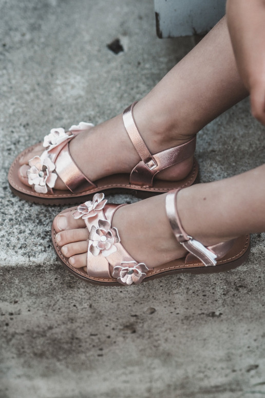 sandales Enfant Ozdobione à motifs floraux avec attaches adhésives rose Fagossa