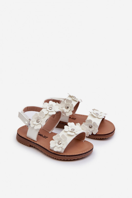 Sandales laquées Enfant Ozdobione à motifs floraux Tinette en blanc