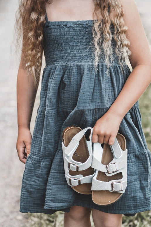 sandales Plateforme enfant avec attaches adhésives couleur gris Rorria