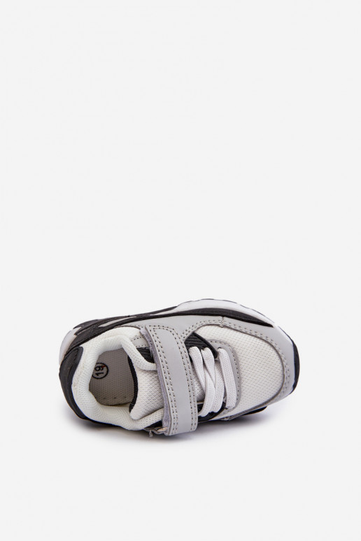 Modèle de sneaker enfant chaussures à attaches adhésives couleur gris Krissandra