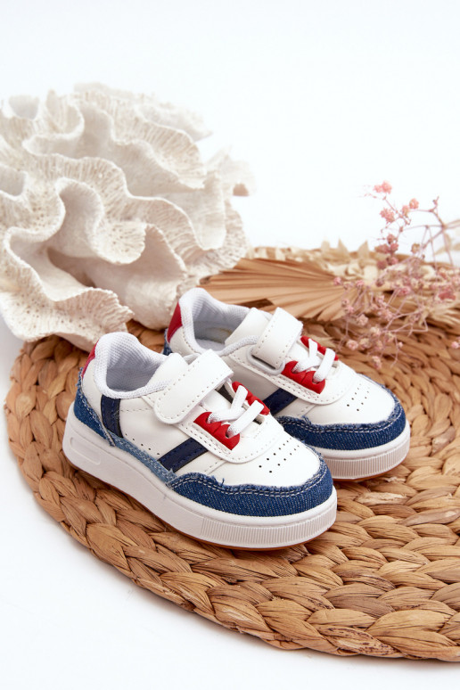 Chaussures de sport pour enfants du modèle classique en matière Denim Marlin. Chaussures de sport pour enfants du modèle classique en matière Denim Marlin.