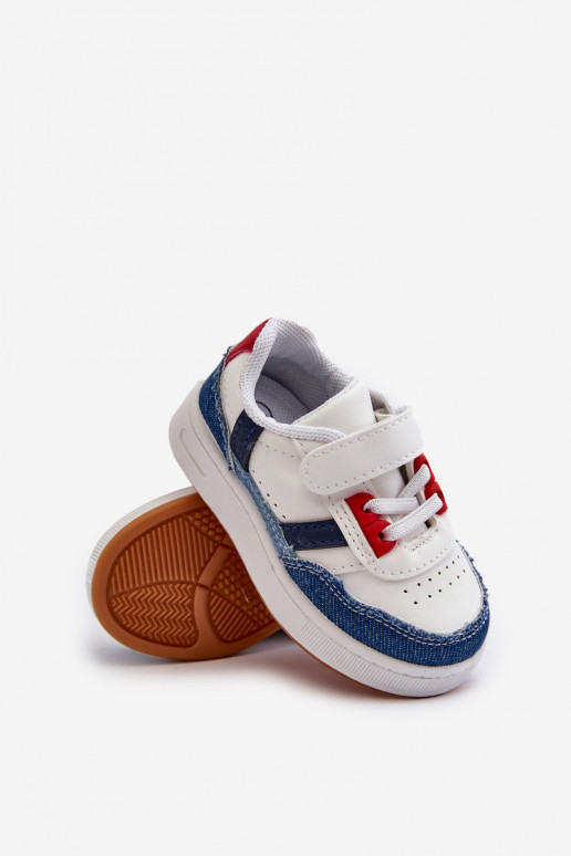 Chaussures de sport pour enfants du modèle classique en matière Denim Marlin. Chaussures de sport pour enfants du modèle classique en matière Denim Marlin.