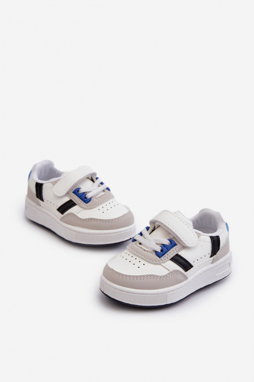 Chaussures de sport pour enfants du modèle classique de couleur blanc-bleu Marlin Chaussures de sport pour enfants du modèle classique de couleur blanc-bleu Marlin