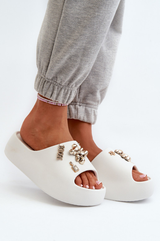 Chaussons pour femmes Lengva Chaussons légers avec de beaux détails de couleur blanc Orchia