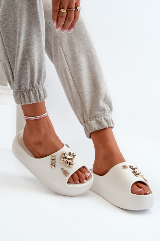 Chaussons pour femmes Lengva Chaussons légers avec de beaux détails de couleur blanc Orchia