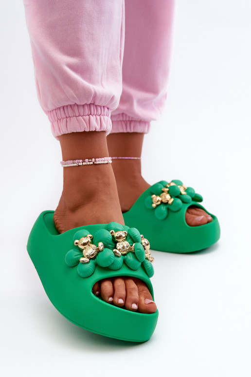 Chaussons Femme Chaussons légers avec de beaux détails à semelle massive en vert Bremavia Chaussons Femme Chaussons légers avec de beaux détails à semelle massive en vert Bremavia