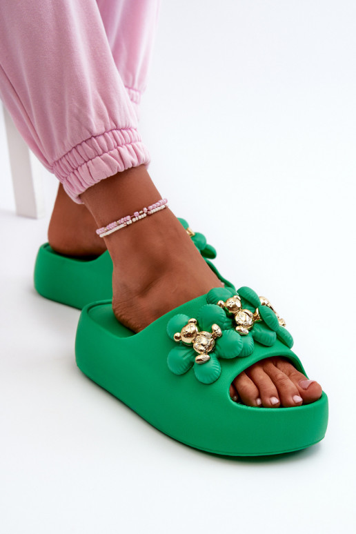 Chaussons Femme Chaussons légers avec de beaux détails à semelle massive en vert Bremavia Chaussons Femme Chaussons légers avec de beaux détails à semelle massive en vert Bremavia