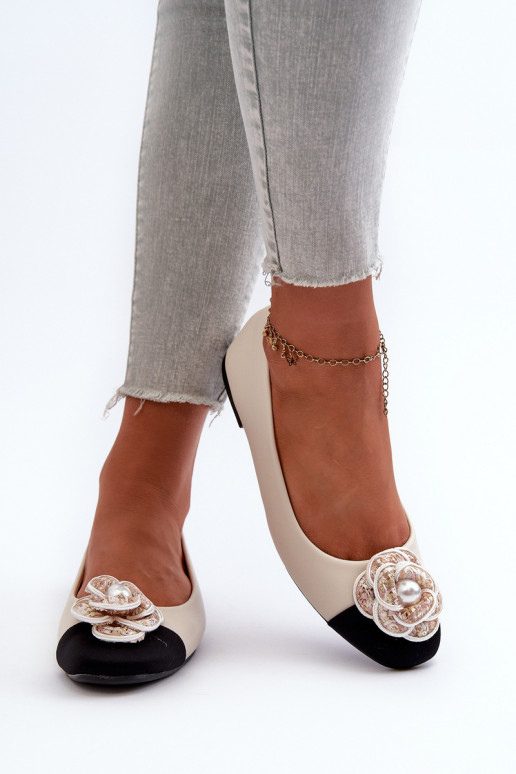 Ballerines Femme Eco Cuir Avec Detalem orné beige Divinella