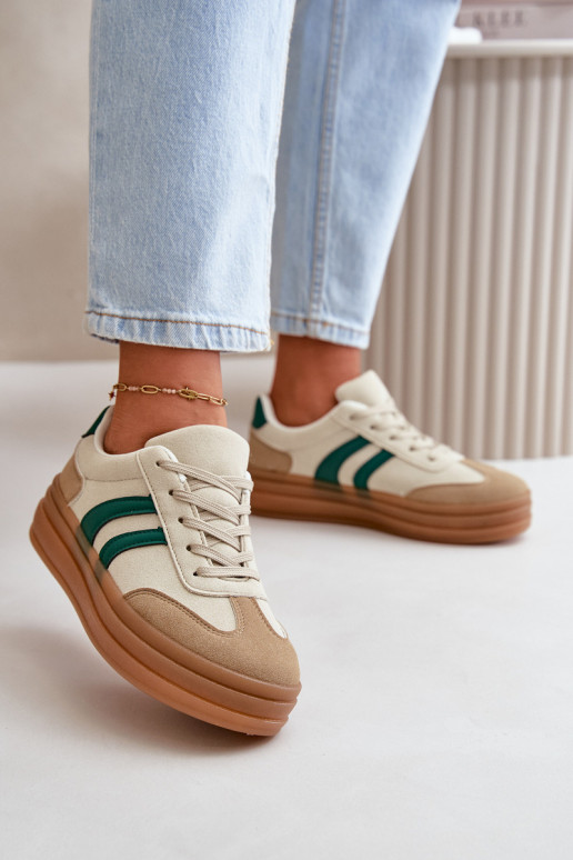 Chaussures modèle baskets Féminin avec une plateforme beige-couleur verte Nesonice