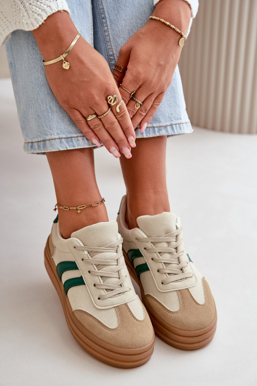 Chaussures modèle baskets Féminin avec une plateforme beige-couleur verte Nesonice