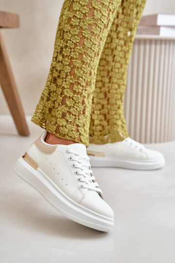 Faible Chaussures de loisirs avec une plateforme en cuir écologique Blanc-beige Nevelena