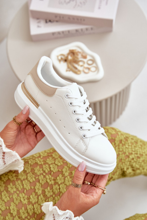 Faible Chaussures de loisirs avec une plateforme en cuir écologique Blanc-beige Nevelena Faible Chaussures de loisirs avec une plateforme en cuir écologique Blanc-beige Nevelena