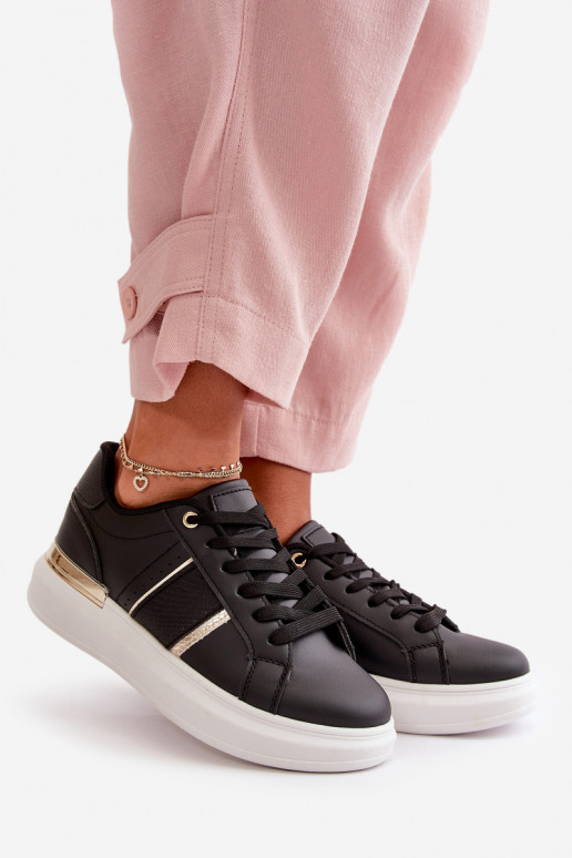 À la mode Chaussures modèle baskets Féminin avec une plateforme en cuir écologique couleur noire Nevisase À la mode Chaussures modèle baskets Féminin avec une plateforme en cuir écologique couleur noire Nevisase