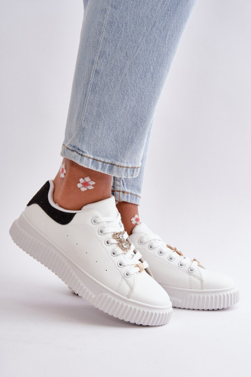 baskets à semelle plate en cuir écologique Z Przypinkami Blanc-couleur noire Cillione 2