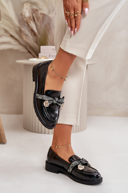 avec effet vernis Féminin Mocassins avec des rubans S.Barski HY42-331A couleur noire