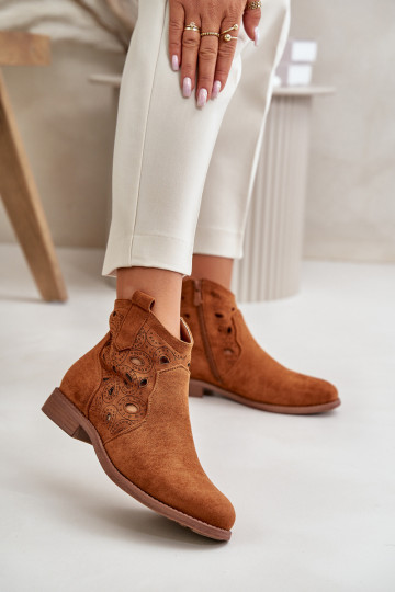Bottes pour femmes avec des éléments ajourés Au Château marron S.Barski HY42-081