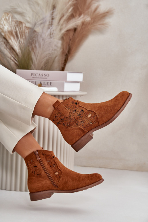 Bottes pour femmes avec des éléments ajourés Au Château marron S.Barski HY42-081 Bottes pour femmes avec des éléments ajourés Au Château marron S.Barski HY42-081