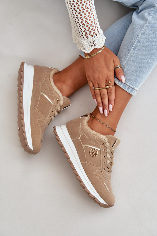 baskets Féminin réchauffer avec de la fourrure à l intérieur avec une plateforme couleur kaki Lerisas