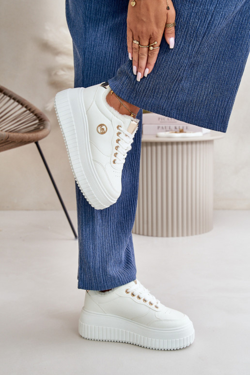 Chaussures modèle baskets baskets Féminin réchauffer avec des semelles massives à la mode couleur blanche Ardiela