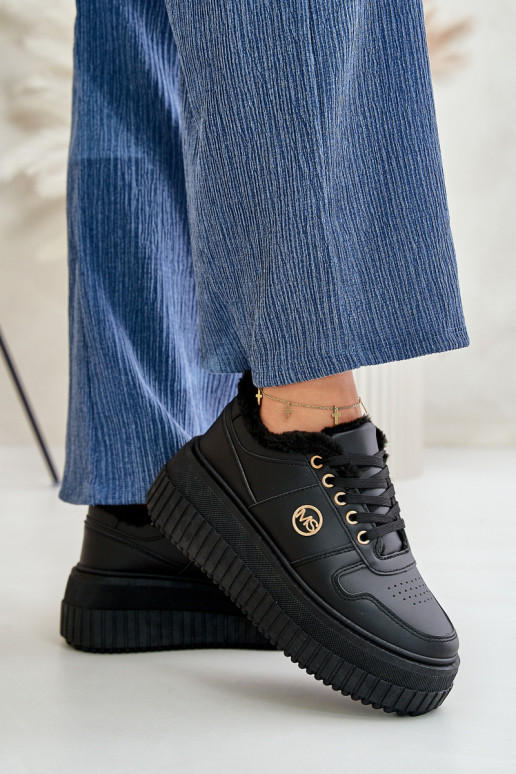 Chaussures modèle baskets baskets Féminin réchauffer avec des semelles massives à la mode couleur noire Verissha