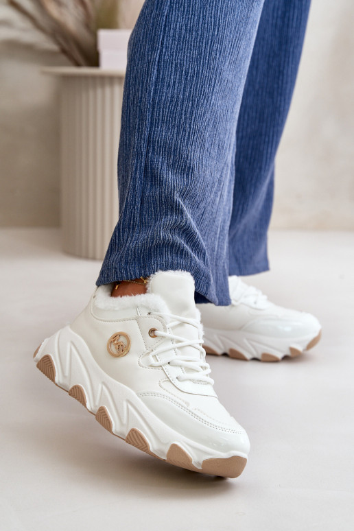 Féminin baskets avec des lacets réchauffer avec une plateforme couleur blanche Verioras Féminin baskets avec des lacets réchauffer avec une plateforme couleur blanche Verioras