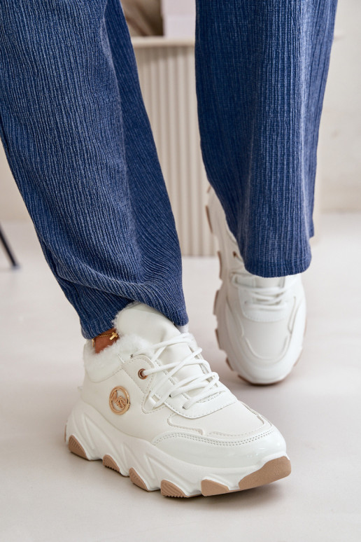 Féminin baskets avec des lacets réchauffer avec une plateforme couleur blanche Verioras Féminin baskets avec des lacets réchauffer avec une plateforme couleur blanche Verioras