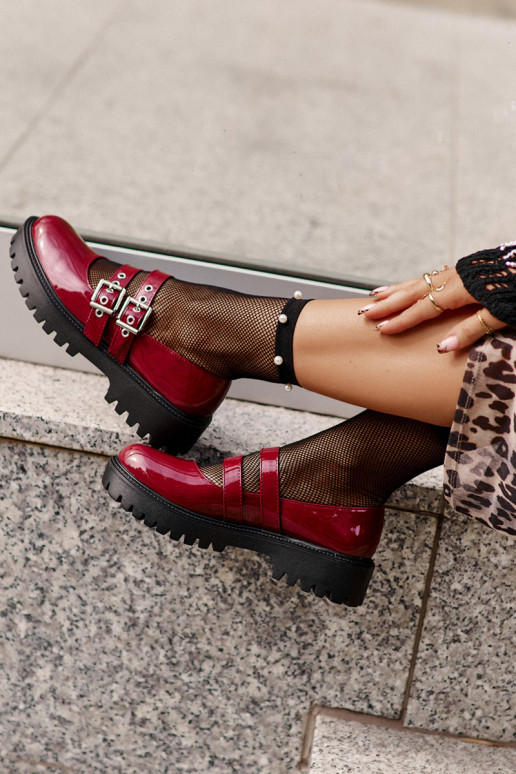 chaussures Féminin avec des bandes avec effet vernis Bourgogne Terione chaussures Féminin avec des bandes avec effet vernis Bourgogne Terione