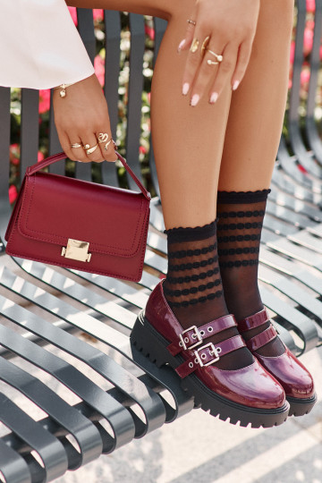 chaussures Féminin avec des bandes avec effet vernis Bourgogne Terione 2